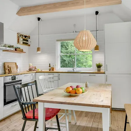 Front In With Kitchen Strøby Ladeplads